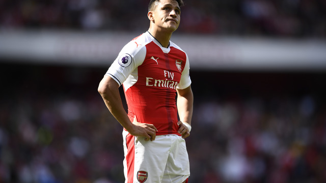Sanchez to let agent handle Arsenal negotiations as he focuses on Chile