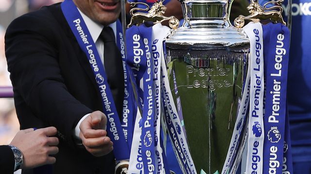 Antonio Conte pledges loyalty to Chelsea with new 2-year contract