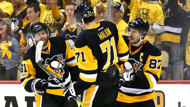 Penguins dominate Senators in Game 5 to take 3-2 series lead