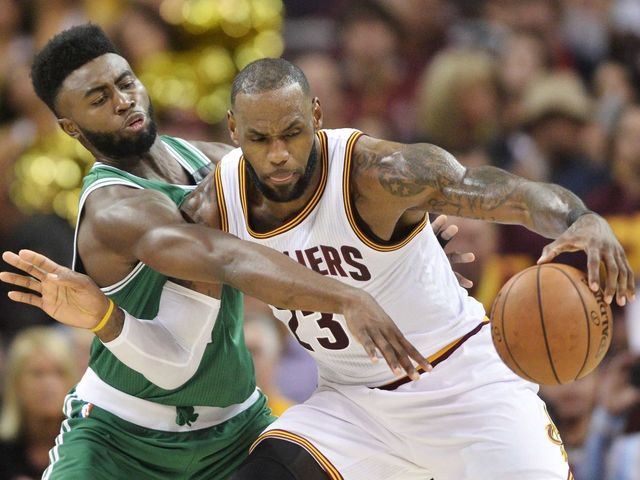 Cavs' Lue: LeBron is human, he's going to have a night like this