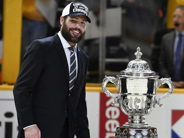 Mike Fisher undecided on hockey future: 'Biggest factor is prayer'