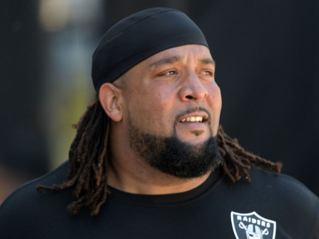 Penn's beef with Raiders fan started online