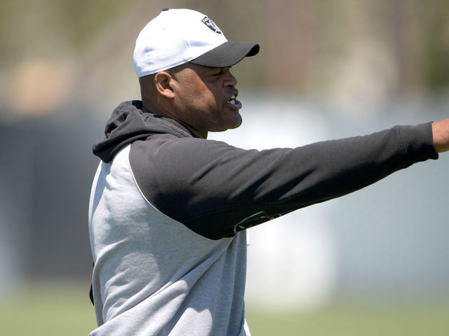 49ers hire former Raiders defensive coordinator Ken Norton Jr.