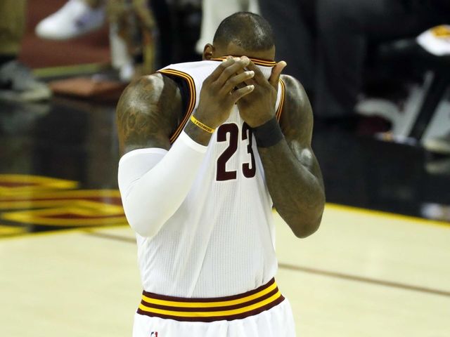 Watch: James cocks it back, botches wide-open dunk