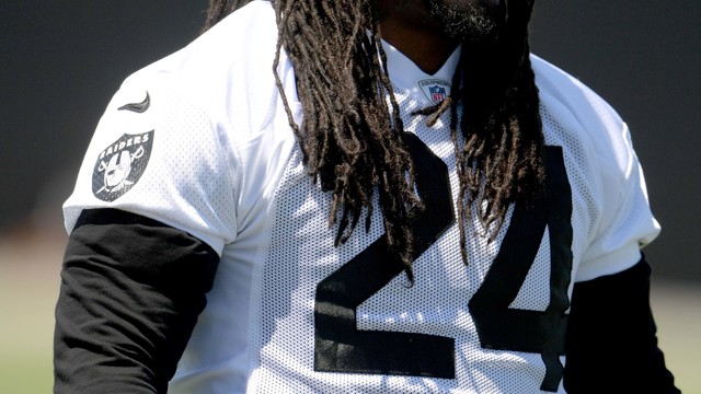 Lynch's Beast Mode store offers free haircuts to kids with good grades