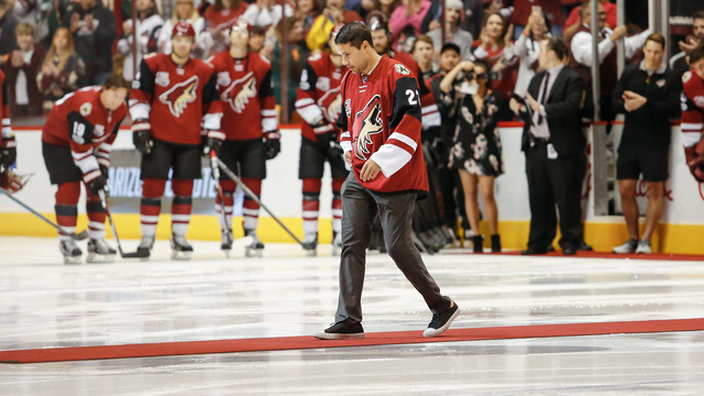 Roadrunners to retire Cunningham's jersey number
