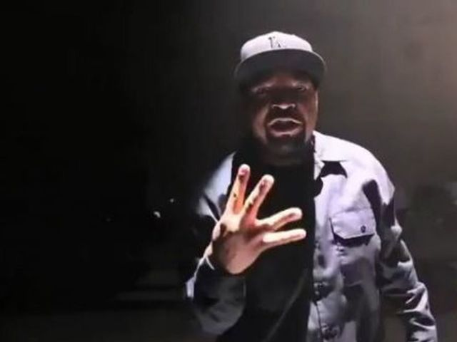 Watch: Ice Cube challenges LaVar Ball to make 4-point shot