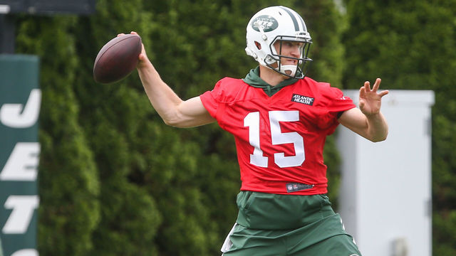 Jets' Bowles: McCown will be QB to beat when training camp begins