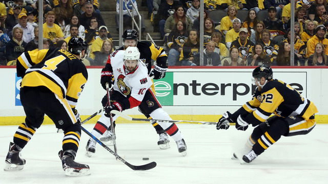Penguins' Schultz suits up for Game 7