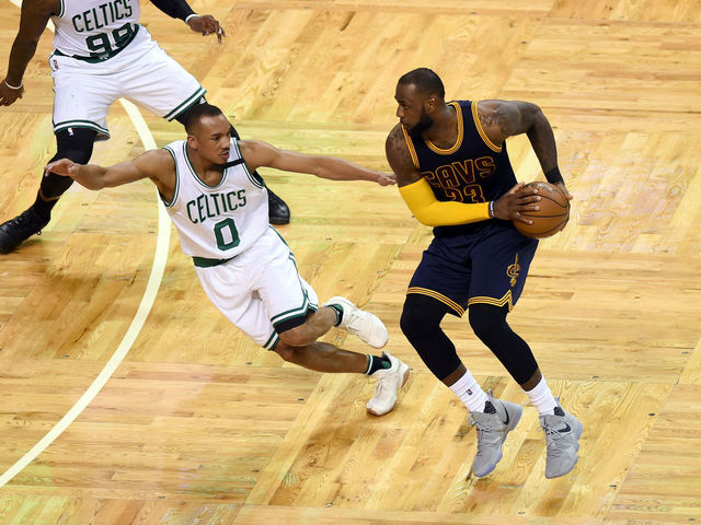 LeBron moves into 3rd on NBA's all-time postseason 3-pointers list