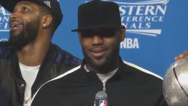 LeBron: 'I didn't go bald like Mike, but I'm getting there'