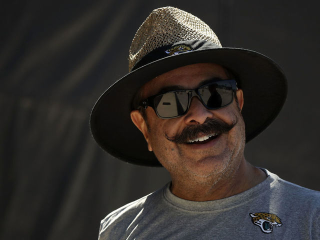 Jaguars donate playoff tickets to refugees, displaced Puerto Ricans
