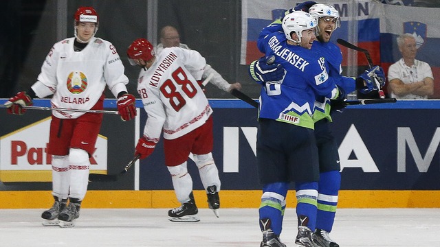 Belarusian president trashes 'spineless' national hockey team
