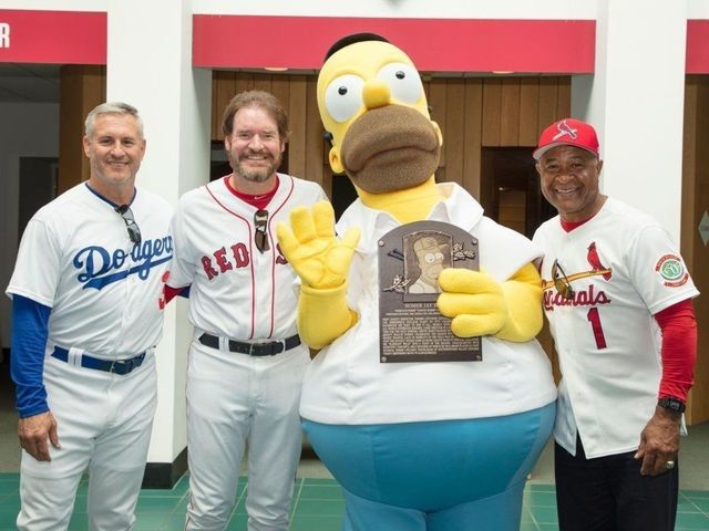 Look: Homer Simpson gets Hall of Fame plaque for 'induction'