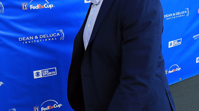 Look: Romo works on practice broadcast at HOF game
