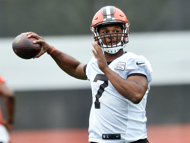 Why all 4 top rookie QBs should redshirt the 2017 season