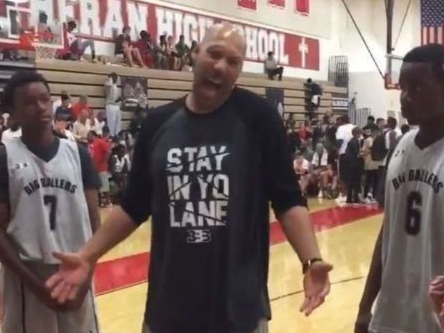 Watch: LaVar Ball rips into his AAU team during blowout loss