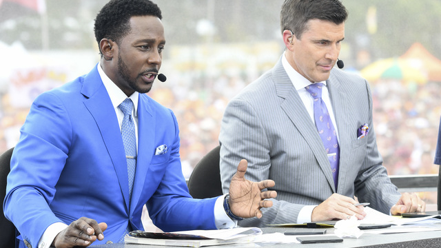 ESPN re-signs 'College GameDay' star Desmond Howard