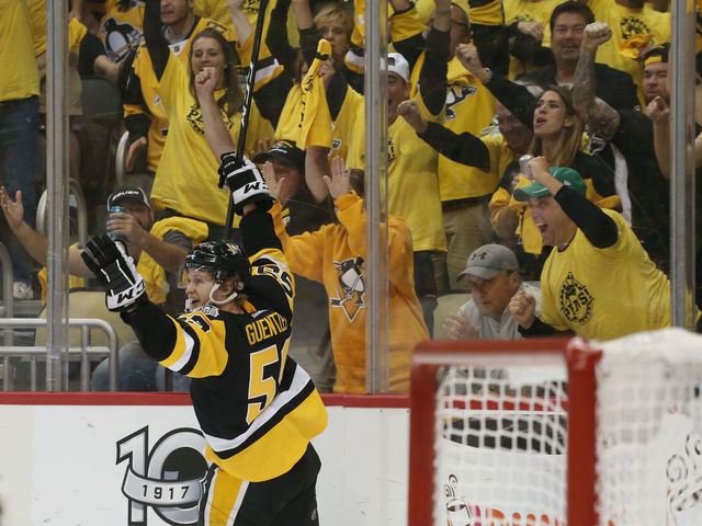 Guentzel sets playoff goals, points record by American-born rookie