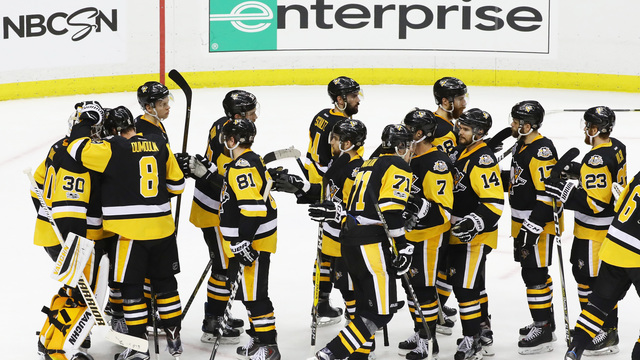 Penguins take 2-0 series lead with Game 2 win over Predators