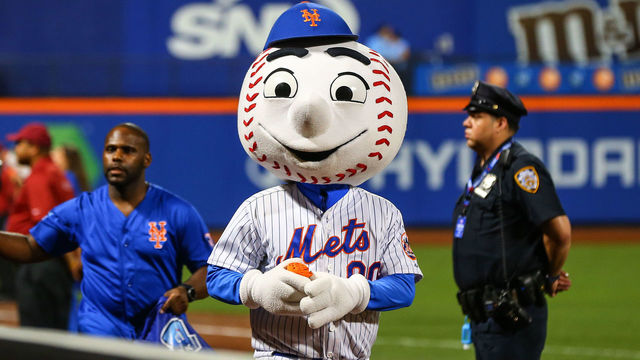 Report: Mr. Met to return Thursday with new employee in costume