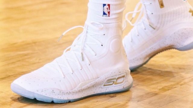 Look: Steph dons new 'Curry 4' shoes for Game 1