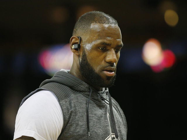 LeBron blasts 'so-called president' Trump