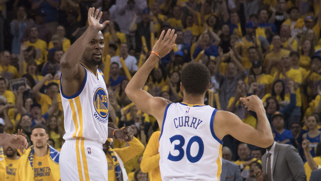 Watch: Curry amused by reporter's question about Rihanna