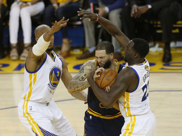 Richard Jefferson pokes fun at Deron Williams' time with Cavs