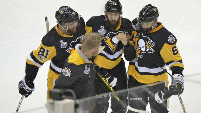 Penguins' Bonino day to day, will be game-time decision for Game 3