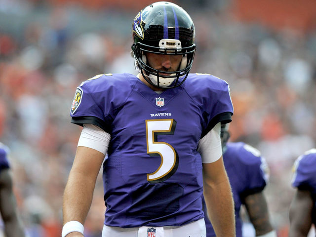 Ravens' Flacco defends offense amid struggles