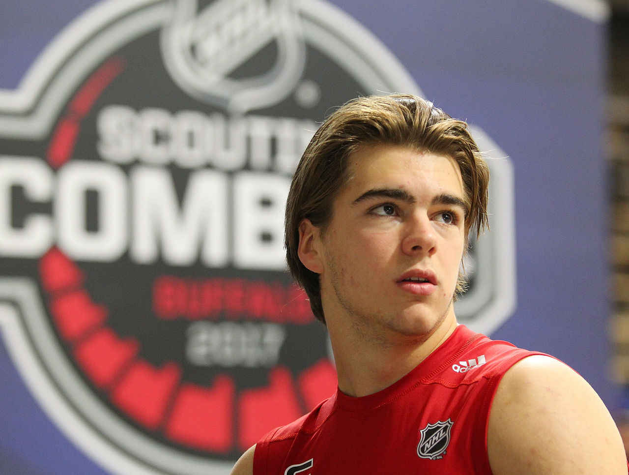 Watch: 'Bike guy' screams at Hischier, Nolan during combine workout