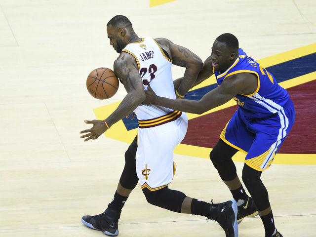 Draymond continues to fan the flames of social media war with LeBron
