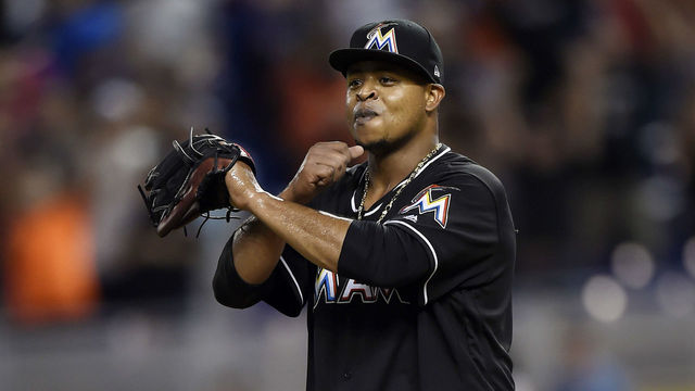 Volquez lands 2-year minor-league deal with Rangers
