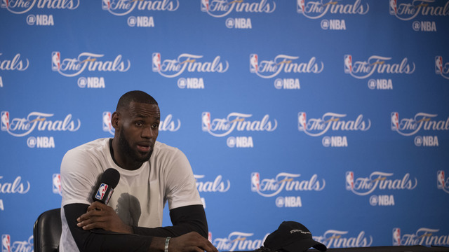 LeBron calls out POTUS: Trump made hate 'fashionable again'