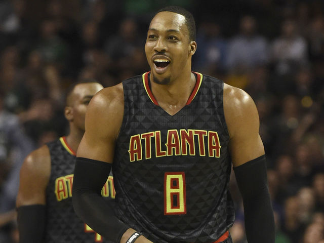 Hornets acquire Dwight Howard from Hawks