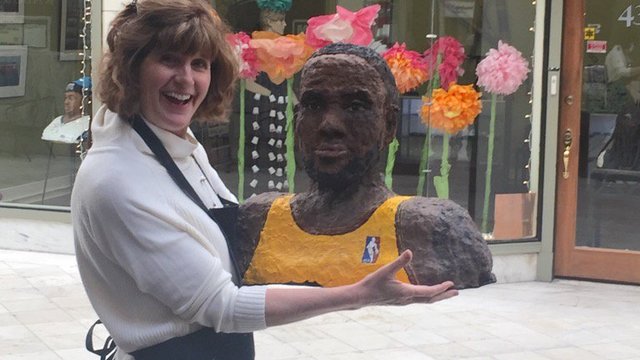Artist creates LeBron sculpture out of dryer lint