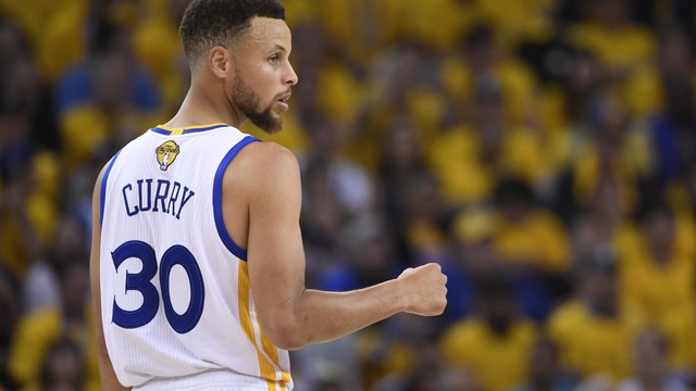 Curry would prefer not to visit White House