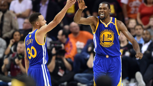 Nike-sponsored Durant is no fan of Under Armour