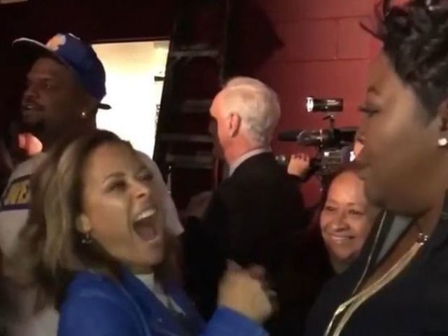 Watch: Curry's and KD's moms celebrate Warriors' win