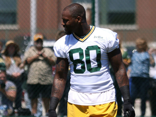 Packers' Bennett slept on locker-room floor ahead of training camp