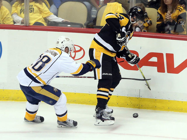 Sticks still shatter for NHL players, sometimes at the worst moments