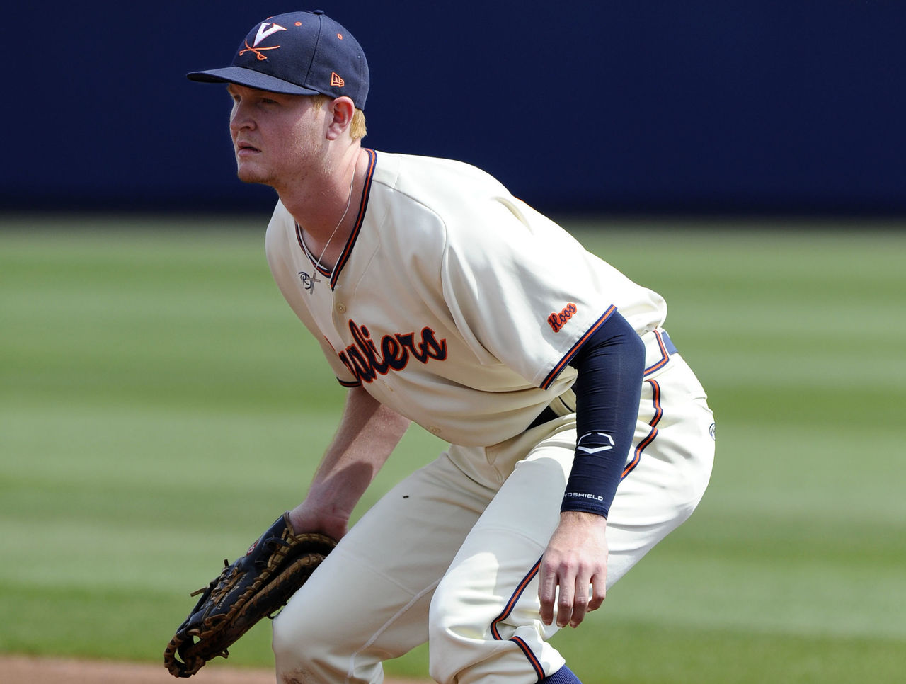 diamondbacks-grab-virginia-star-pavin-smith-no-7-overall-thescore-com
