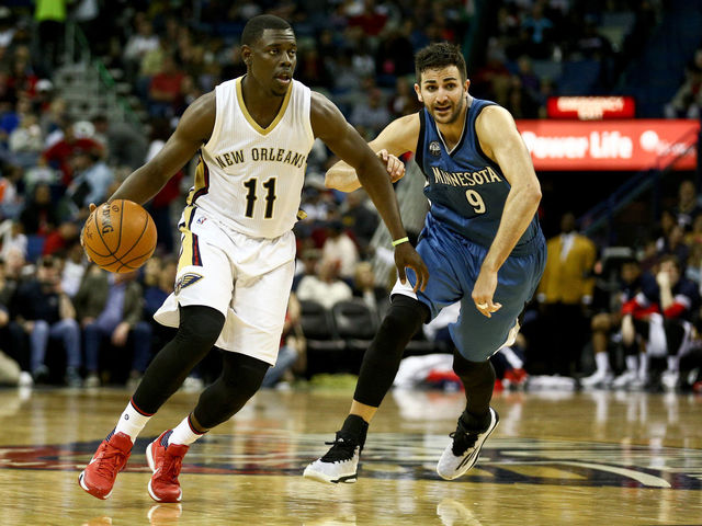 Report: T-Wolves interested in Holiday, Hill, Teague if Rubio traded