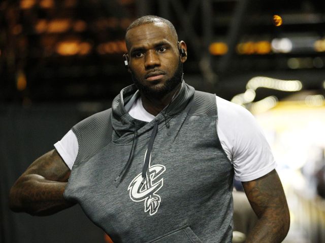 Wojnarowski: Belief around NBA is LeBron's 'very much in play to leave' Cavs