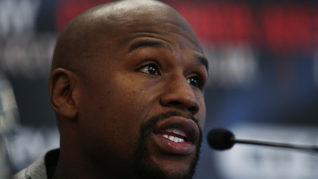 Report: Mayweather camp to request Aug. 26 for bout with McGregor