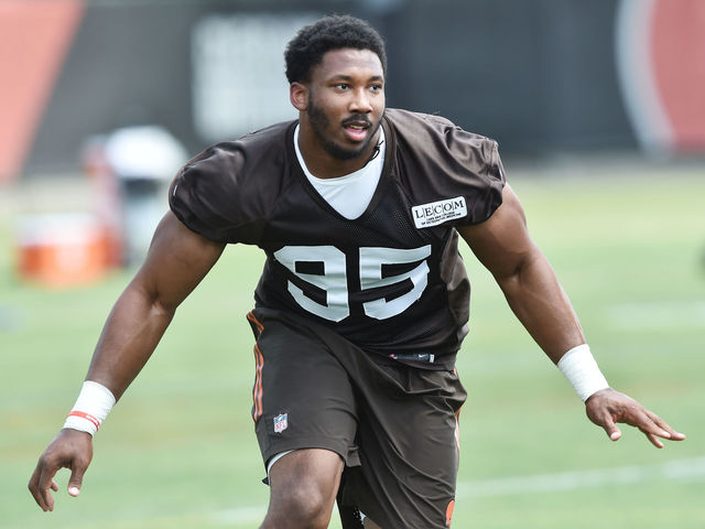 Browns will have Garrett on 'pitch count' in debut