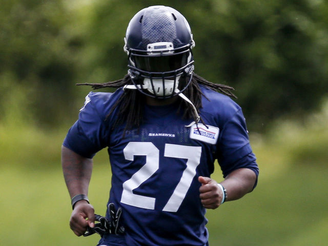 Seahawks make Lacy healthy scratch for Week 2