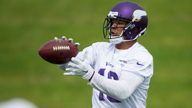 Vikings COO writes letter defending Floyd for failing alcohol test