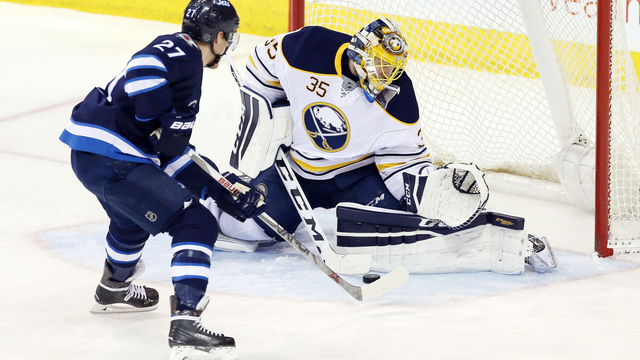 Look: Sabres' Ullmark gets married in style